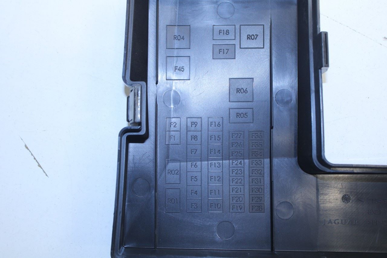 2010-15 Jaguar XF Portfolio 5.0L RWD Engine Bay Fuse Relay Junction Block *ReaD* - Alshned Auto Parts