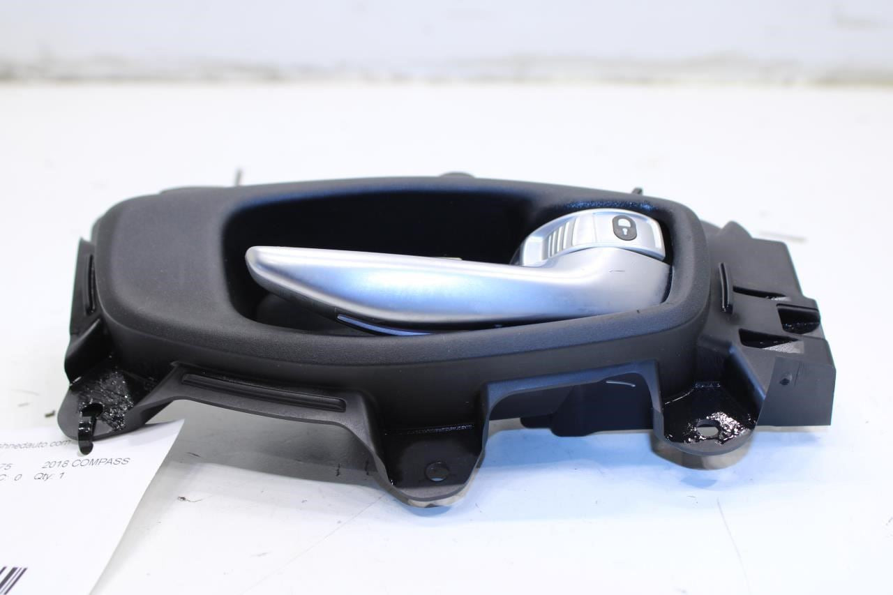 18-23 Jeep Compass Latitude Front RH Door Interior Release Handle 5SX64TRMAA OEM - Alshned Auto Parts