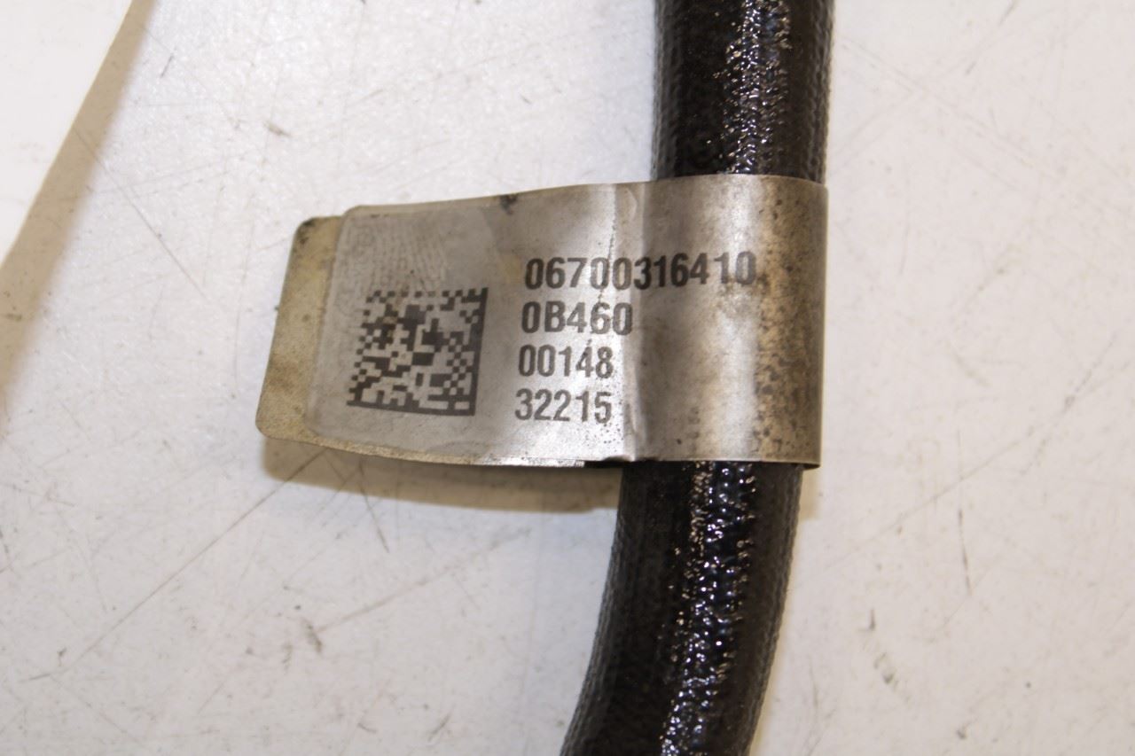 14-19 Maserati Ghibli S Q4 3.0L AWD Engine Fuel Injector Line Hose 670031641 OEM - Alshned Auto Parts