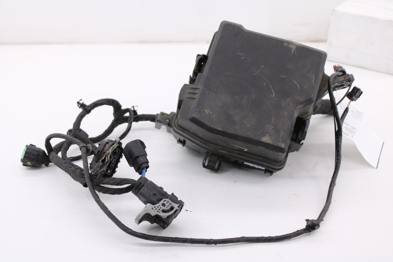 2021-23 Hyundai Santa Fe SEL 2.5L AWD Engine Bay Fuse Relay Box w/ Wire Harness - Alshned Auto Parts