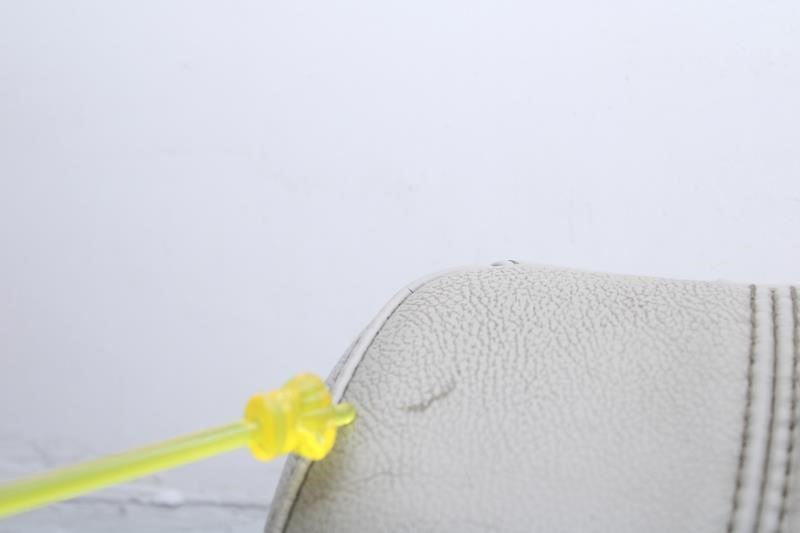 17-20 Chrysler Pacifica Front Left Side Seat Upper Cushion 68233083AC OEM *ReaD* - Alshned Auto Parts
