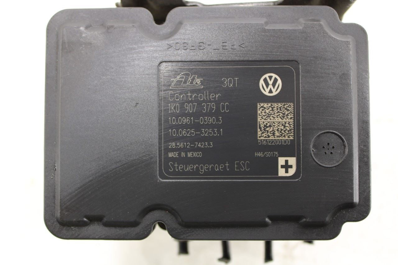 2016-2019 Volkswagen Passat SE 1.8L FWD ABS Anti Lock Brake Pump Control Module11