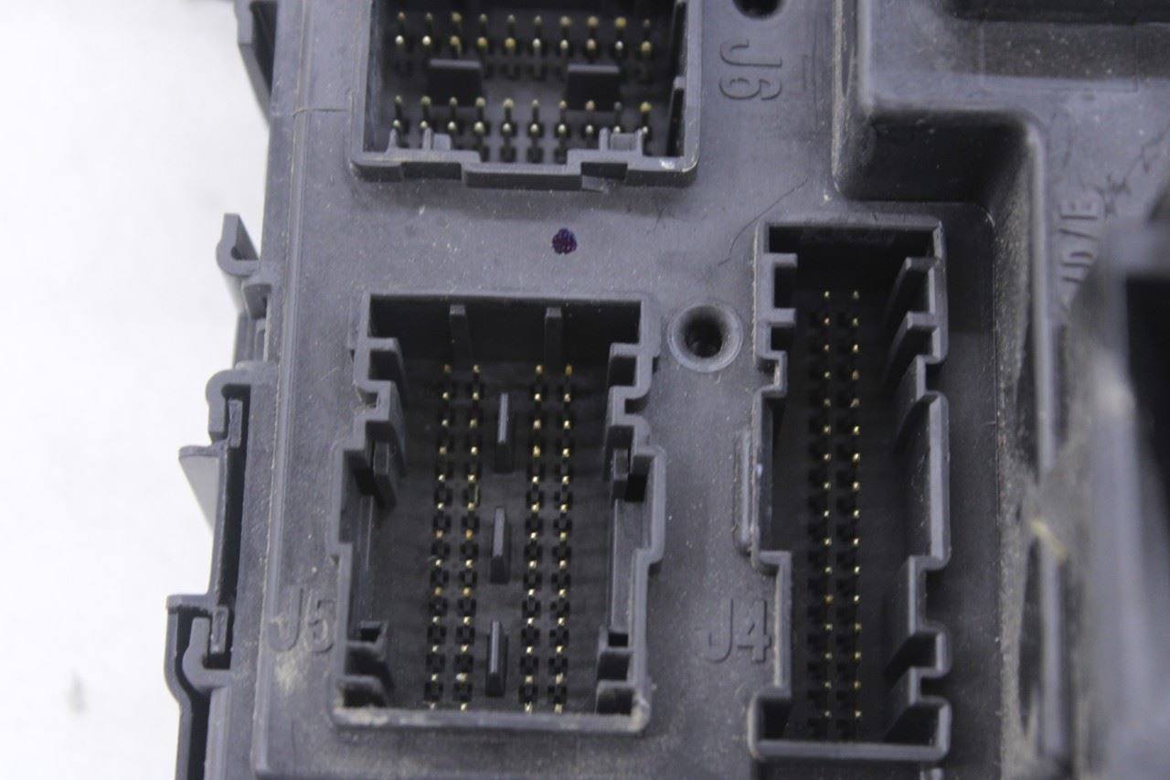 2020-2021 Ford Expedition Max XLT Fuse Box Body Computer Control Module BCM BCU17