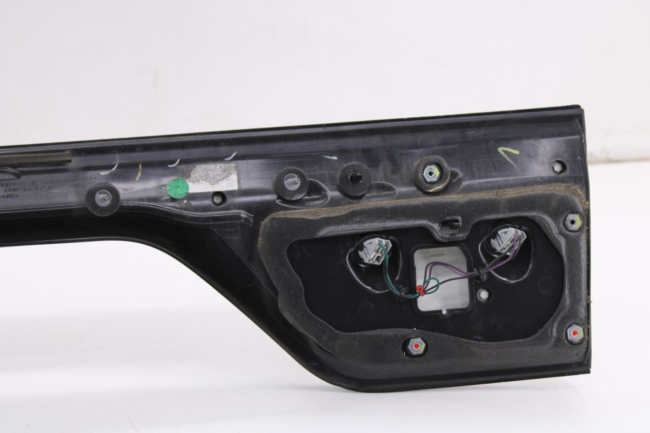 2014-2020 Dodge Durango SXT Rear Center Tail Light Lamp 68155950AF OEM - Alshned Auto Parts