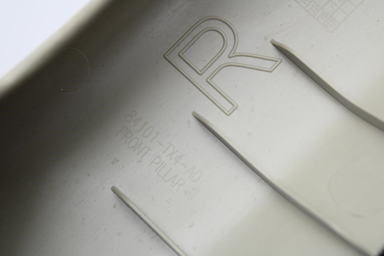 2013-2018 Acura RDX Front Right Windshield A Pillar Trim Cover 84101-TX4-A0 OEM - Alshned Auto Parts