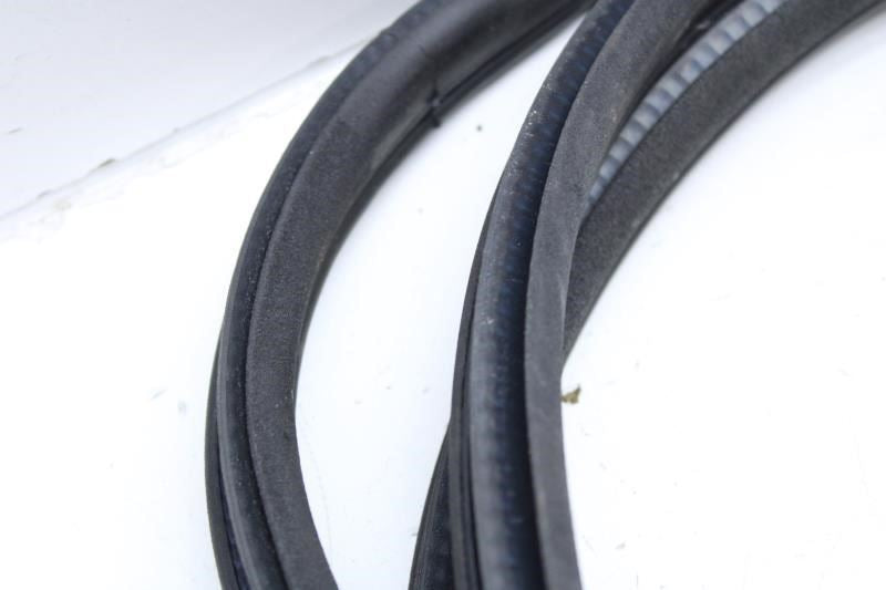 2016-2020 Infiniti QX60 Rear Right Door Weatherstrip On Body 76923-3JA1A OEM - Alshned Auto Parts