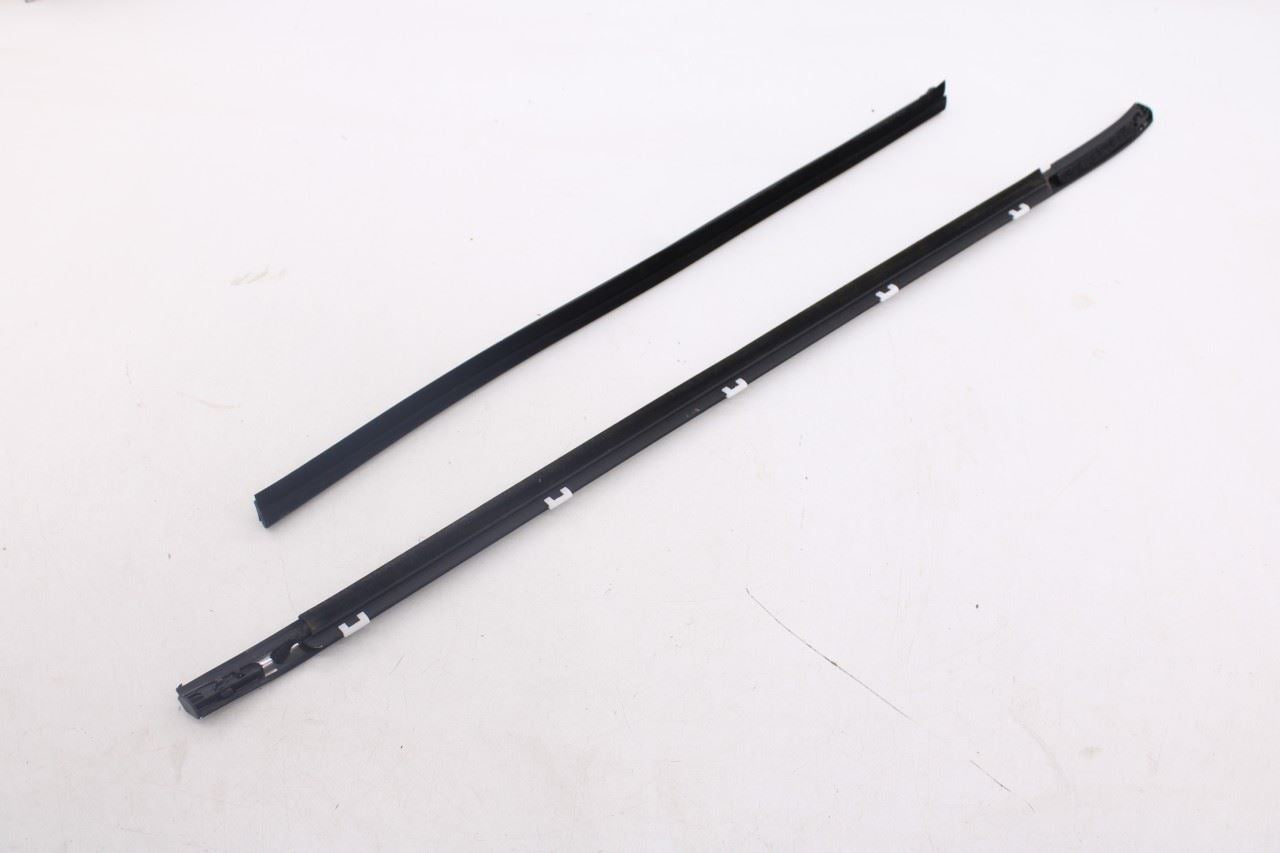 2020-2022 Kia Sportage Nightfall Front Left Side Door Belt Moding Weatherstrip0
