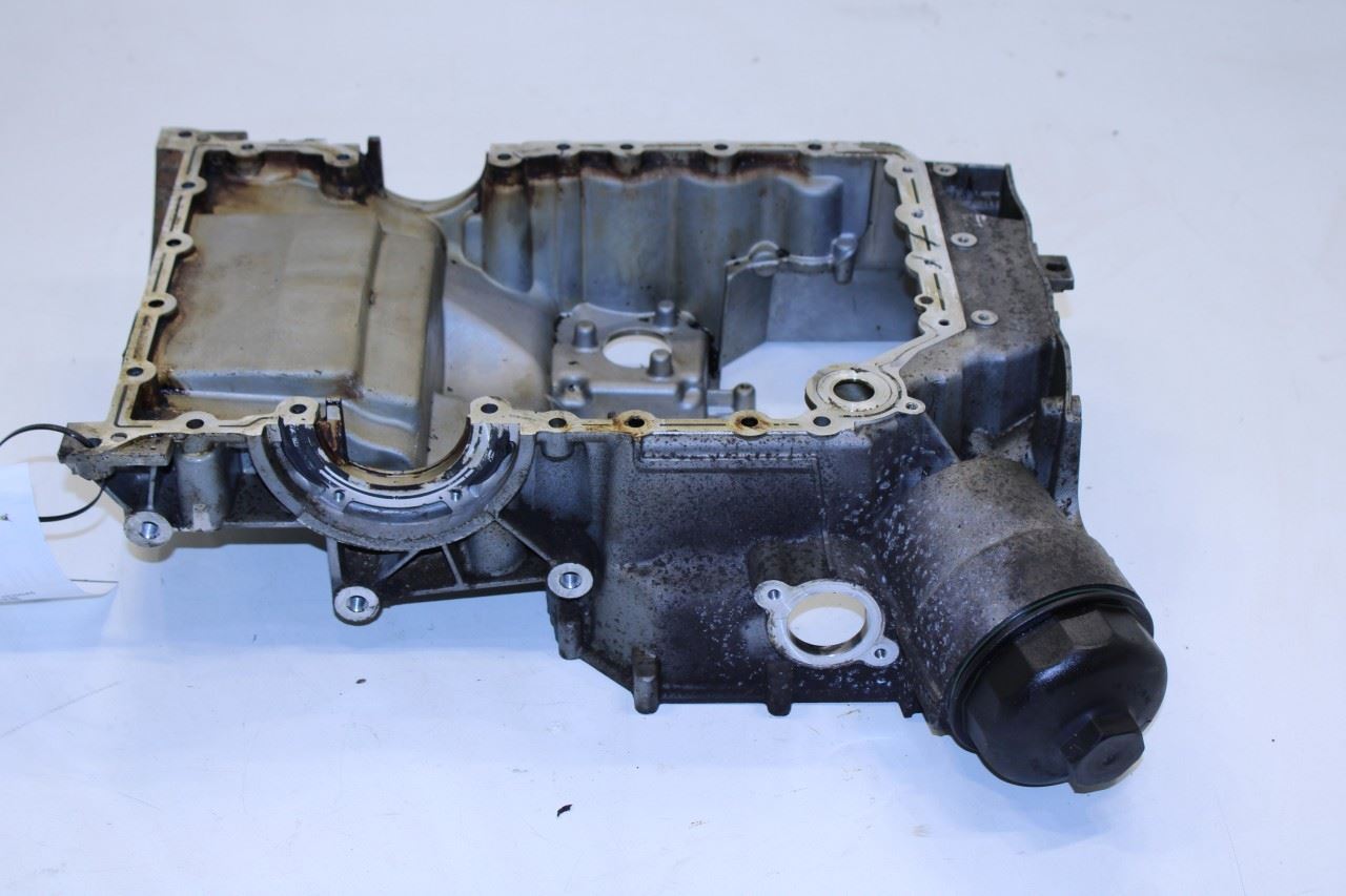 2011-2016 Porsche Panamera 4 3.6L AWD Engine Upper Oil Pan 946-107-161-42 OEM - Alshned Auto Parts