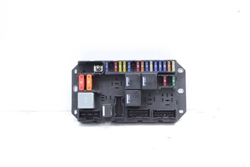 07-09 Land Rover Range Rover 4.2L Engine Bay Fuse Box Relay Module YQE500390 OEM - Alshned Auto Parts