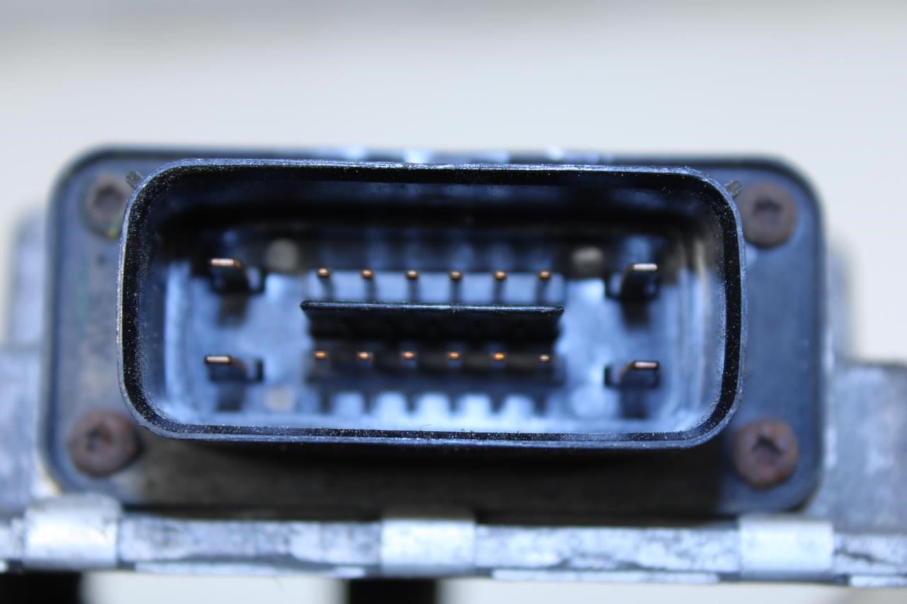 2015-2019 GMC Acadia SLT-1 3.6L Fuel Pump Power Control Module 23382564 OEM - Alshned Auto Parts