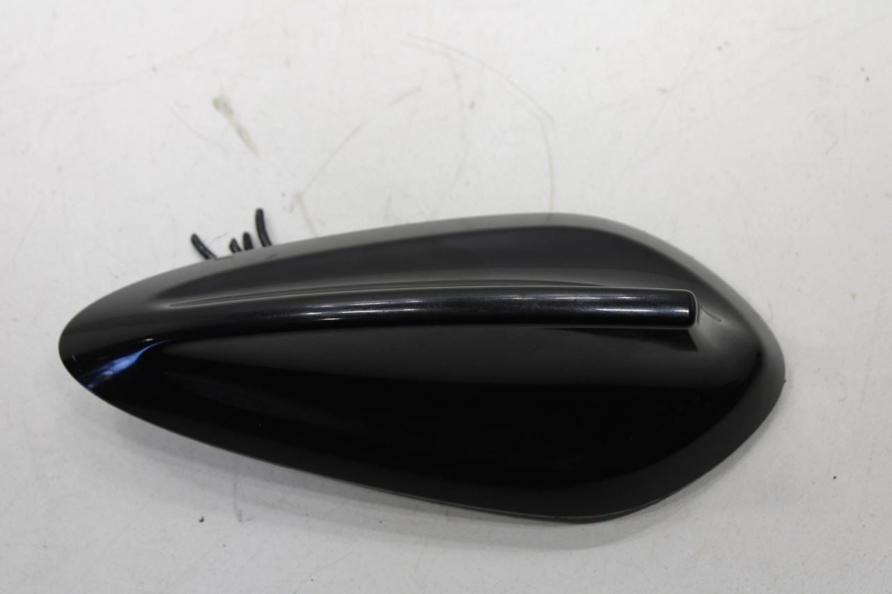 2007-2018 BMW X5 xDrive35i Roof Shark Fin Antenna 65-20-9-226-896 OEM - Alshned Auto Parts