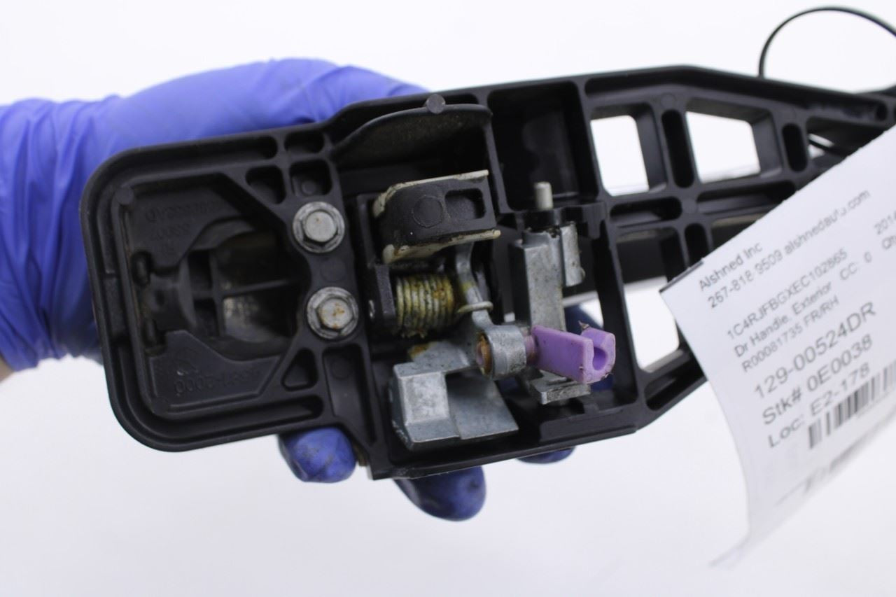 11-21 Jeep Grand Cherokee Limited 3.6L 4WD Front Right Side Door Exterior Handle - Alshned Auto Parts