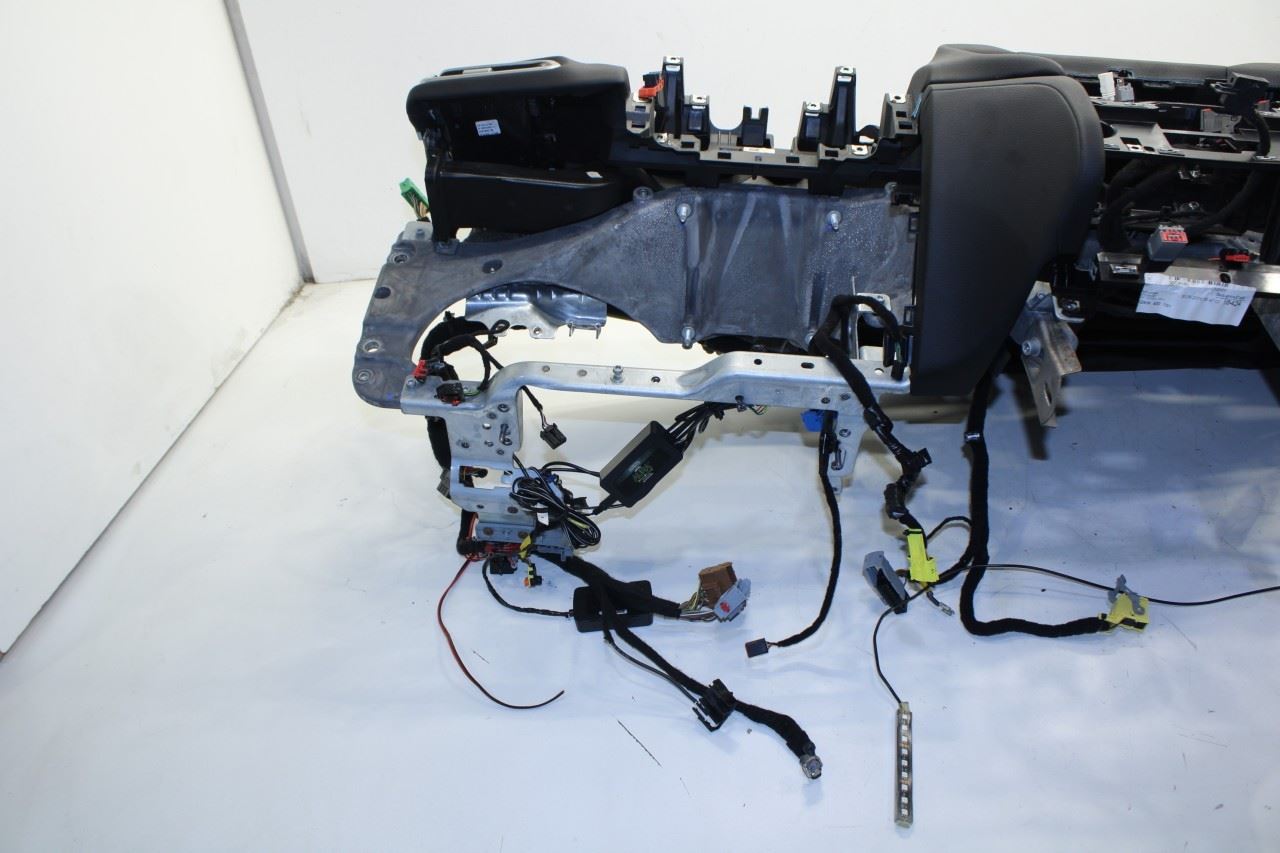 2017-2020 Maserati Ghibli Dash Instrument Panel 670066385 OEM - Alshned Auto Parts