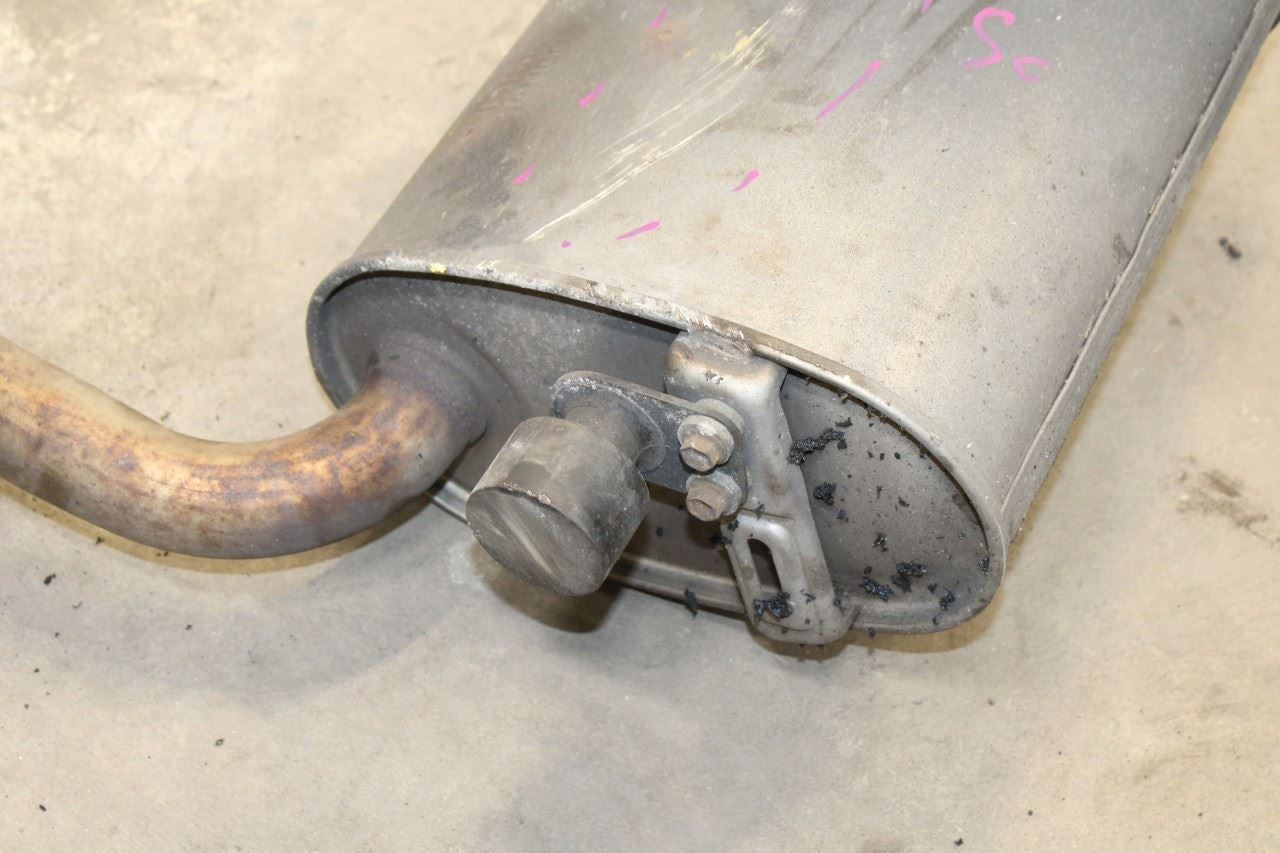 13-20 Lexus GS350 3.5L AWD Rear Right Exhaust Muffler Pipe 17430-31C80 OEM *ReaD - Alshned Auto Parts