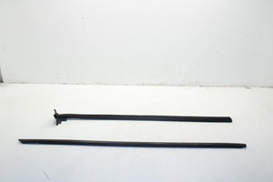 08-14 Dodge Challenger Front Right Door Belt Weatherstrip Pair 55399122AF *ReaD*