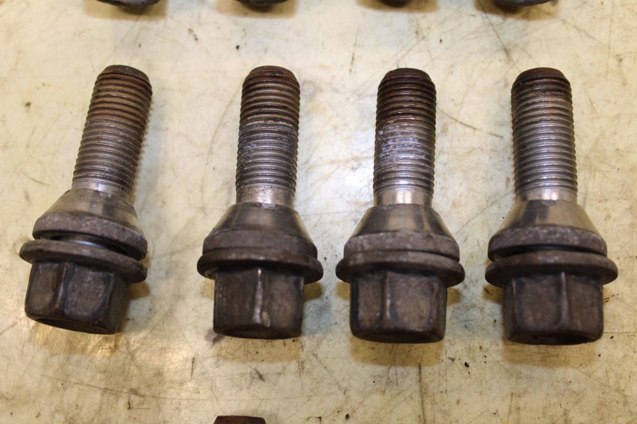 2015-2025 Volvo S60 Wheel Lock Lug Nut Bolt Set of 20 31439226 OEM - Alshned Auto Parts