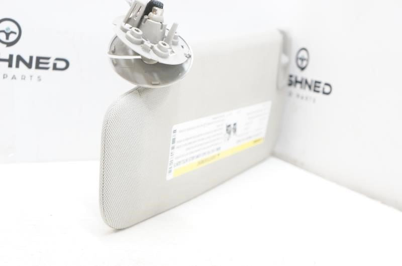 13-17 Cadillac XTS Luxury 3.6L Front Right Side Sun Visor w/ Illuminated Mirror - Alshned Auto Parts