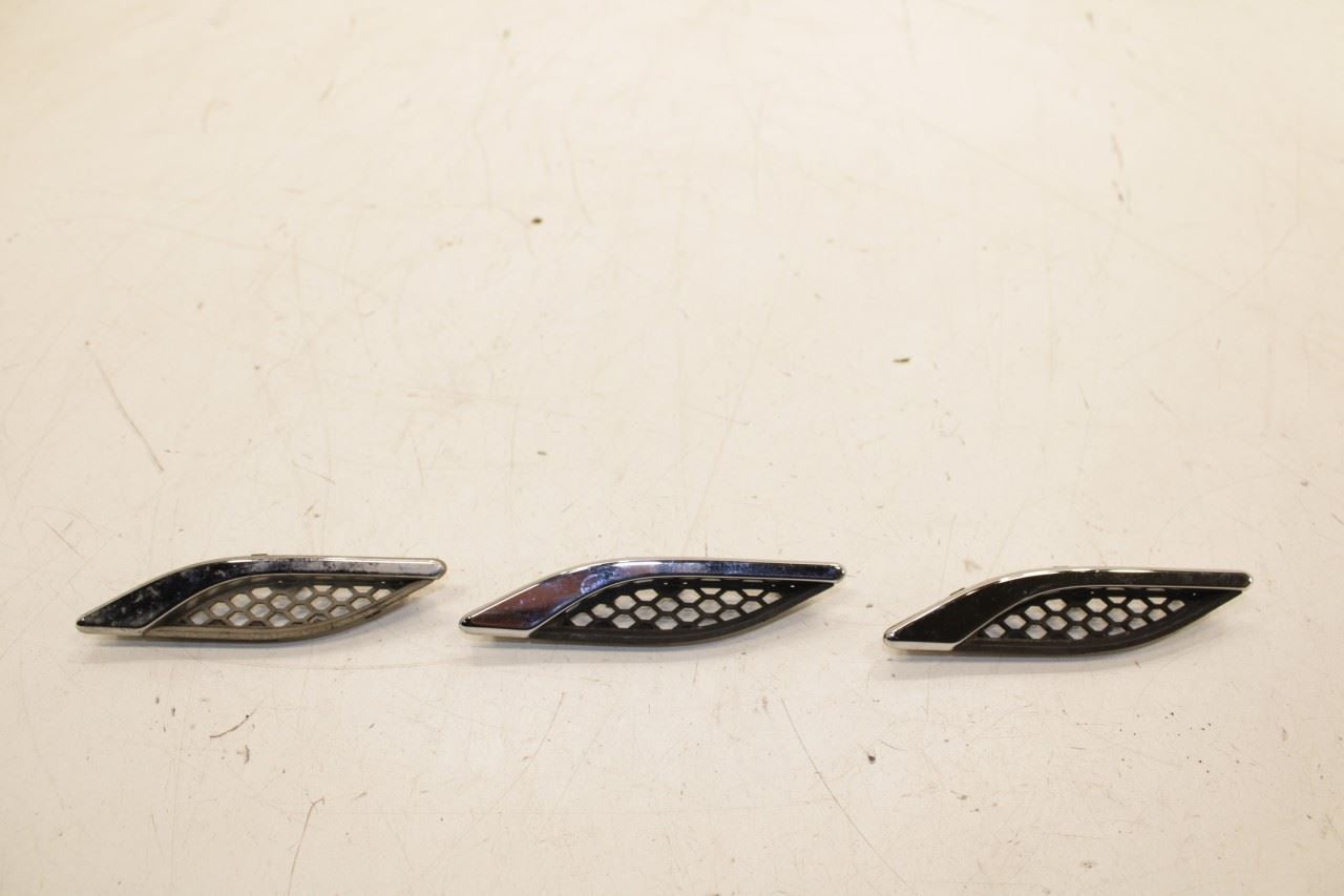 2014-21 Maserati Ghibli S Q4 Front Right Fender Air Outlet Vent Grille Set of 3 - Alshned Auto Parts