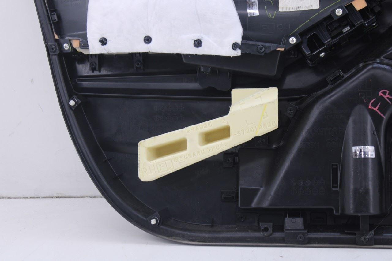 17-21 Subaru Impreza 2.0I Limited Front Right Side Door Trim Panel 94216FL56ASE15