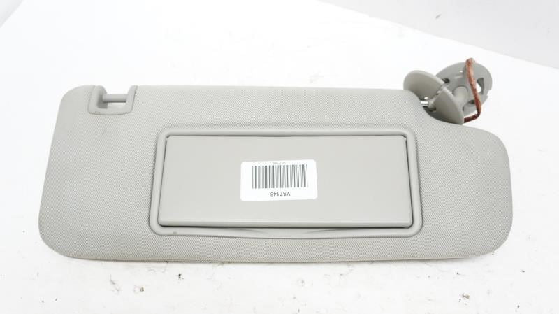 2013-17 Cadillac XTS Front Passenger Right Side Sun Visor w/ Illuminated Mirror0