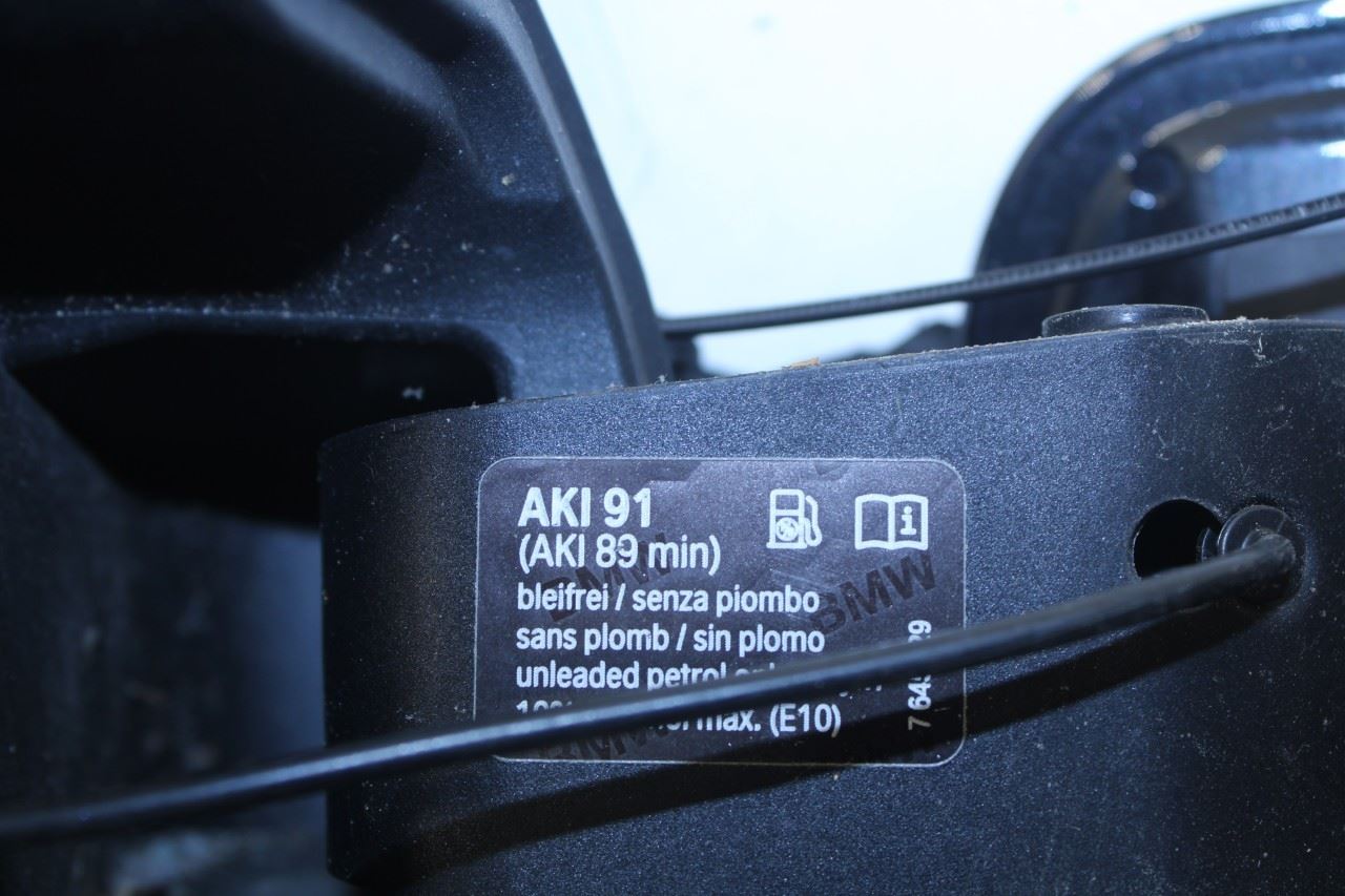2013-2016 BMW 328I xDrive SULEV 2.0L Fuel Tank Filler Housing Door Lid Cover - Alshned Auto Parts