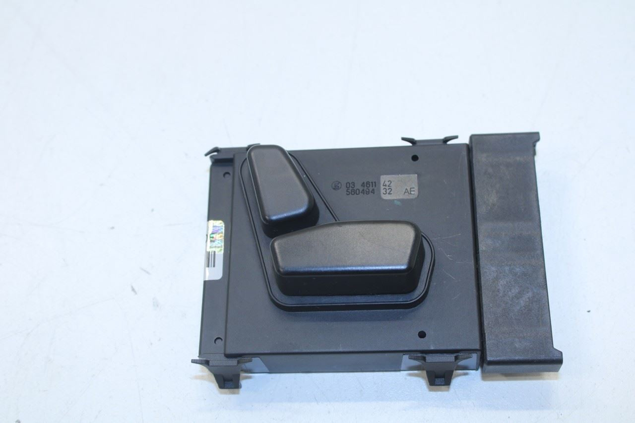 2017-20 Maserati Ghibli Front Right Side Power Seat Adjustment Switch 673000296 - Alshned Auto Parts