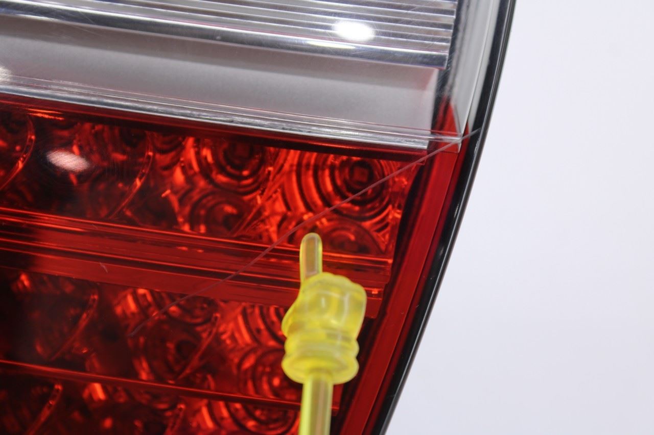 2011-14 Porsche Cayenne S Rear Right Passenger Side Tail Light Lamp 7P5-945-0942