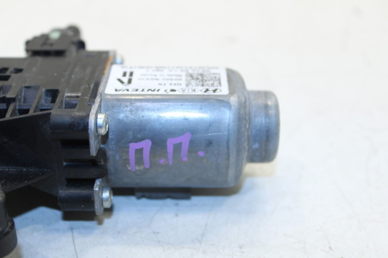 2022-2024 Hyundai Tucson SEL Front Right Door Power Window Motor 82460-N9410 OEM - Alshned Auto Parts