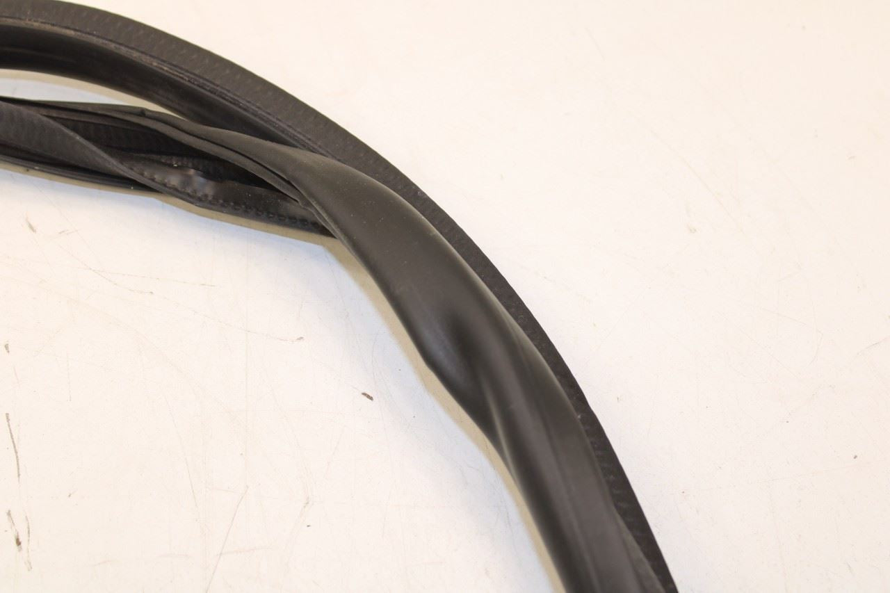 2020-21 Ford Escape SEL Front Left Side Door Weatherstrip On Body LJ6Z-7820708-C - Alshned Auto Parts