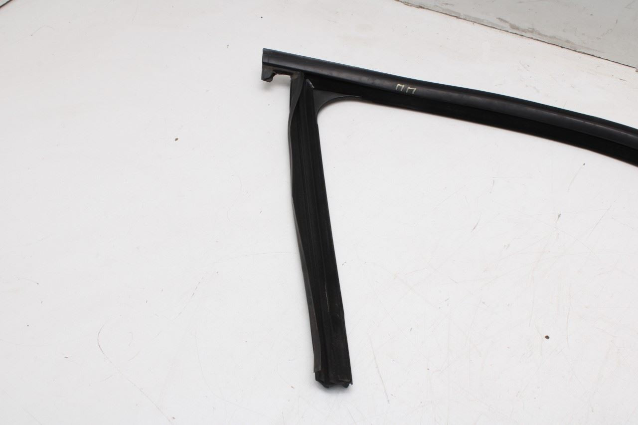 10-16 Mercedes-Benz E350 4Matic Front Right Door Run Channel w Belt Weatherstrip - Alshned Auto Parts