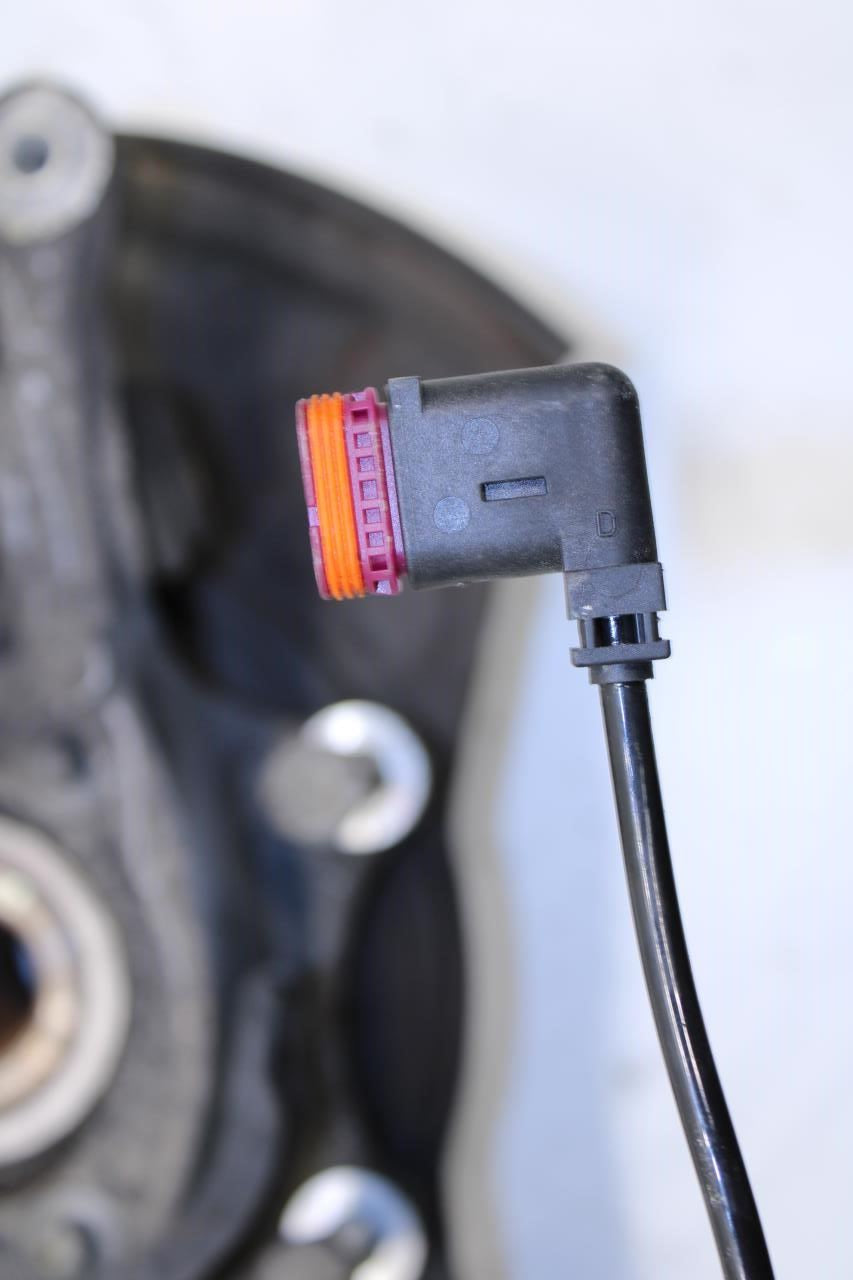 07-13 Mercedes-Benz S550 AWD Rear LH Side Spindle Knuckle Hub 221-350-21-08 OEM - Alshned Auto Parts