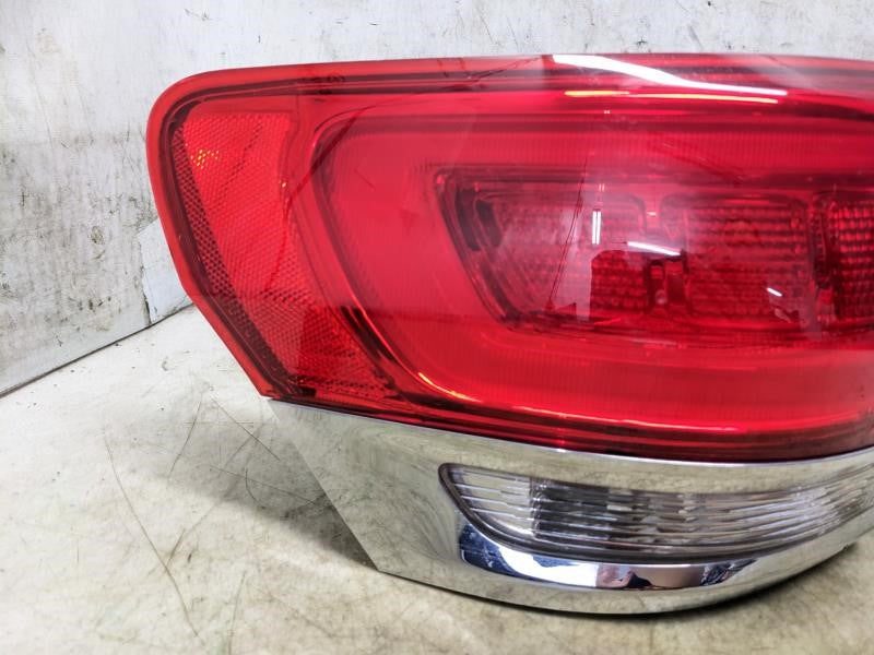 2019-2021 Jeep Grand Cherokee RR Left Driver Side Tail Light Lamp 68110017AG OEM - Alshned Auto Parts