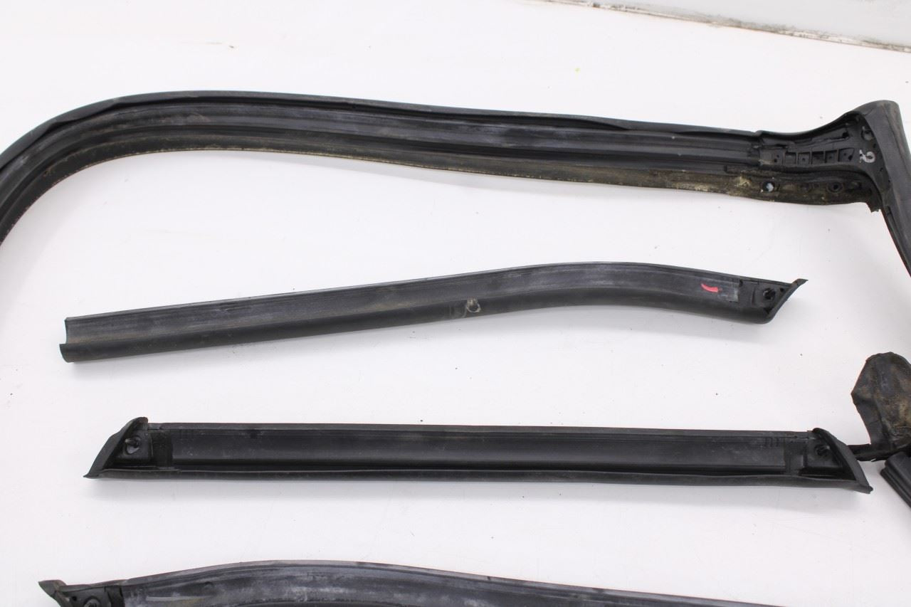 05-14 Ford Mustang Conv V6 Convertible Top Weatherstrip Seal Kit AR3Z-7603110-A - Alshned Auto Parts