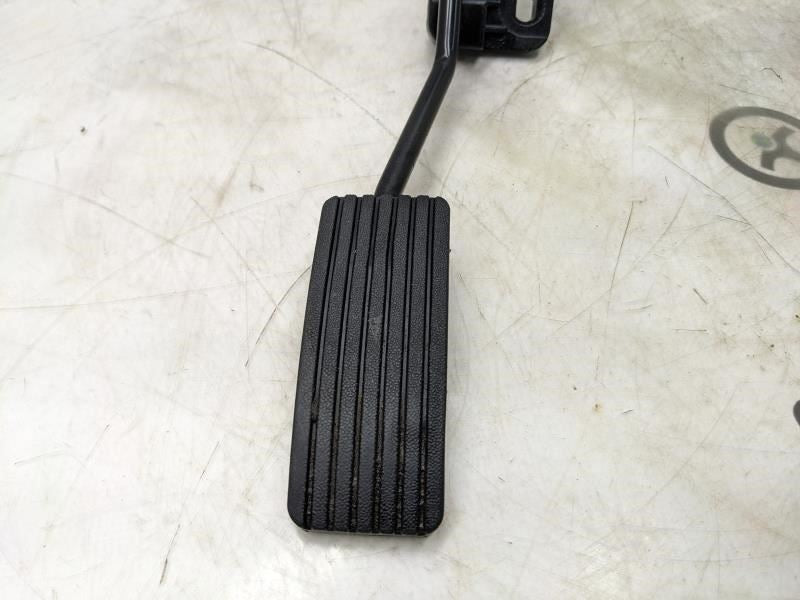 2009-2011 Kia Soul+ GL 2.0L Accelerator Throttle Gas Pedal Sensor 327002K100 OEM2