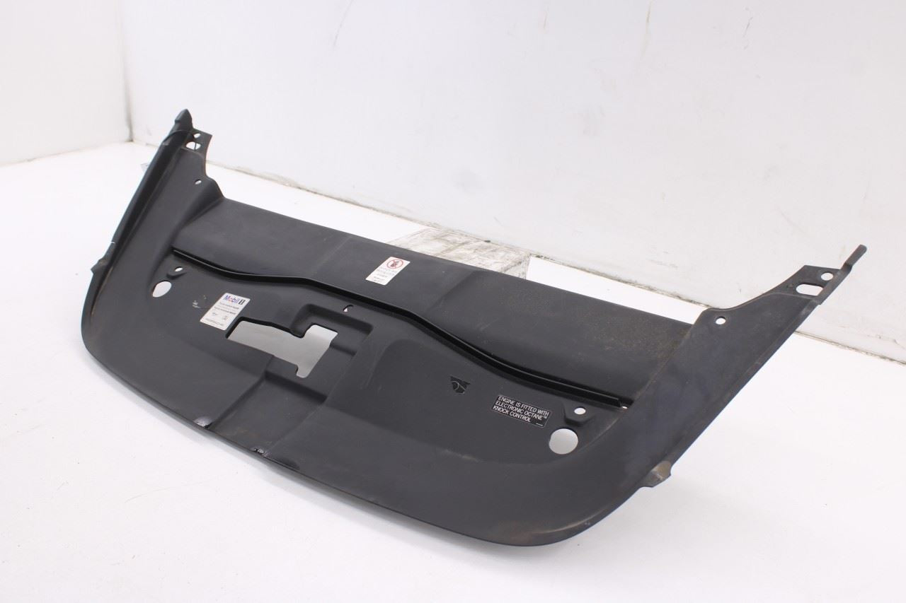 2011-18 Porsche Cayenne S Center Under Hood Engine Bay Lock Support Panel Cover3