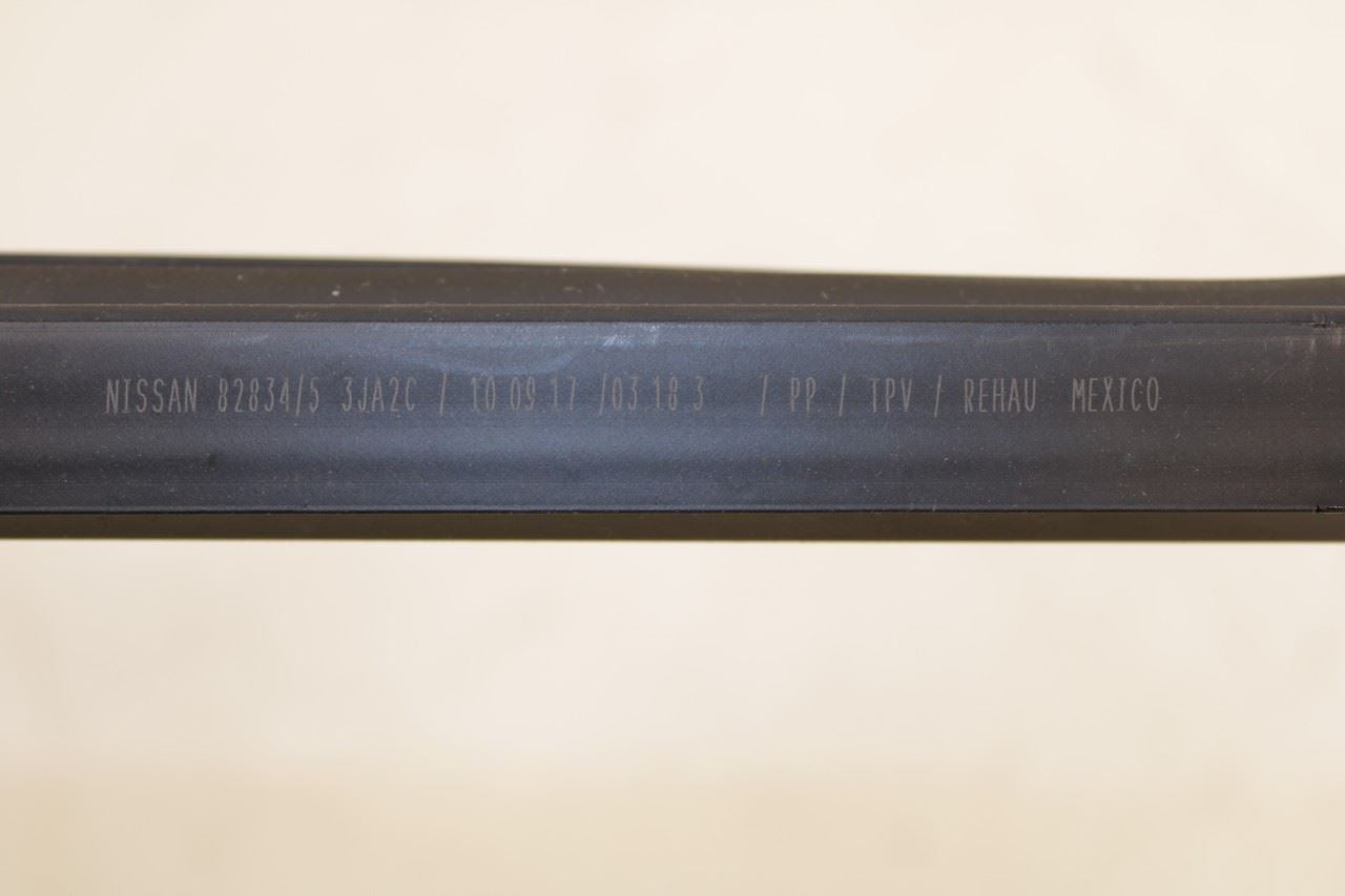 2014-2020 Infiniti QX60 Rear Right Door Run Channel w/ Belt Molding Weatherstrip - Alshned Auto Parts