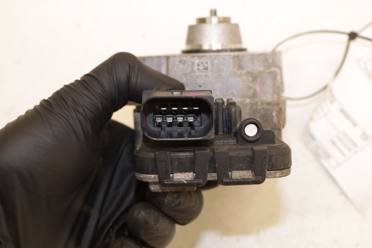 2013-2014 Porsche Cayenne Platinum 3.6L AWD Transfer Case Motor 0C2927755T8