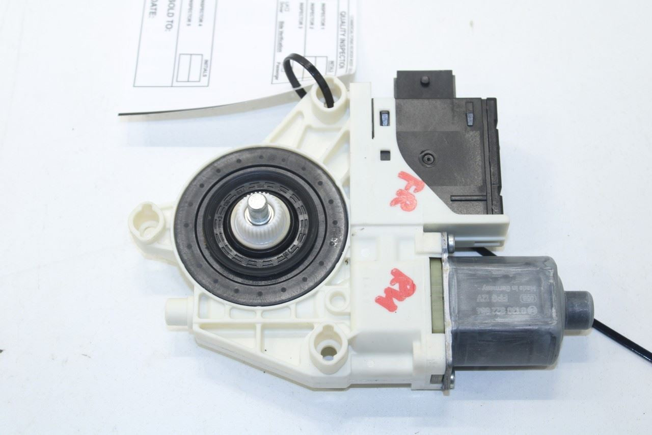 2015-2023 Jeep Renegade Sport Front Right Door Power Window Motor 68268765AA OEM - Alshned Auto Parts