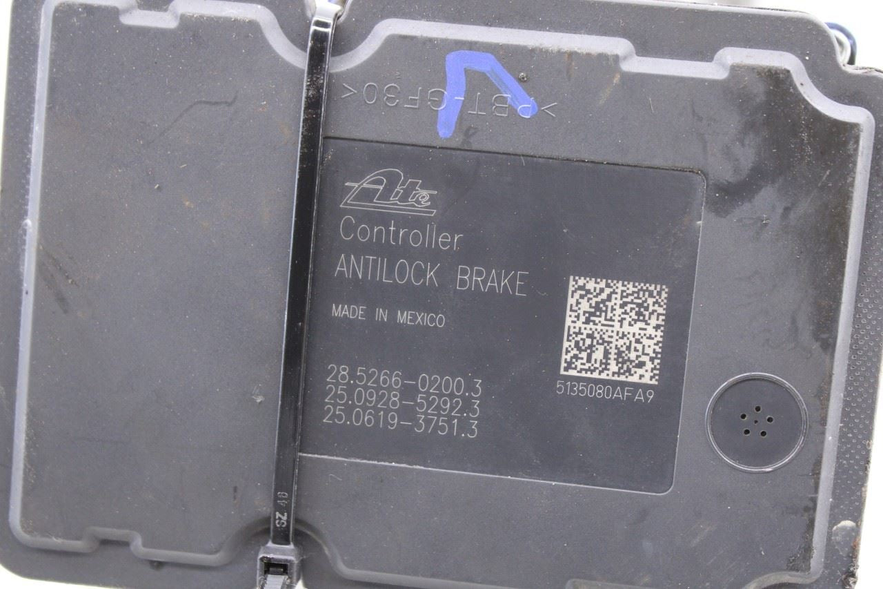 2010-2018 Jeep Wrangler Unlimited Sport 3.6L ABS Anti Lock Brake Pump Module OEM7