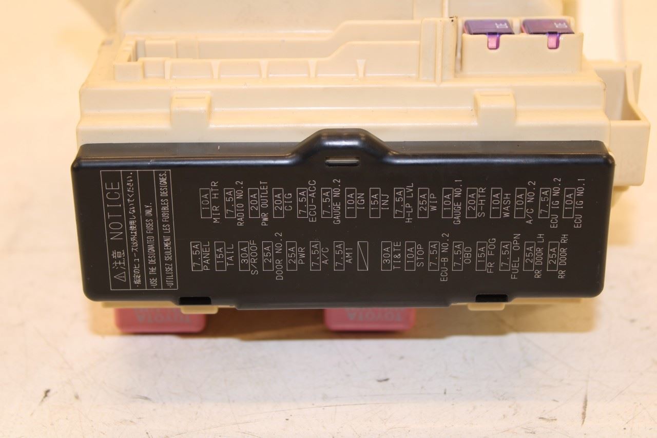 2009-11 Toyota Camry LE Cabin Instrument Panel Fuse Relay Junction Block *ReaD* - Alshned Auto Parts