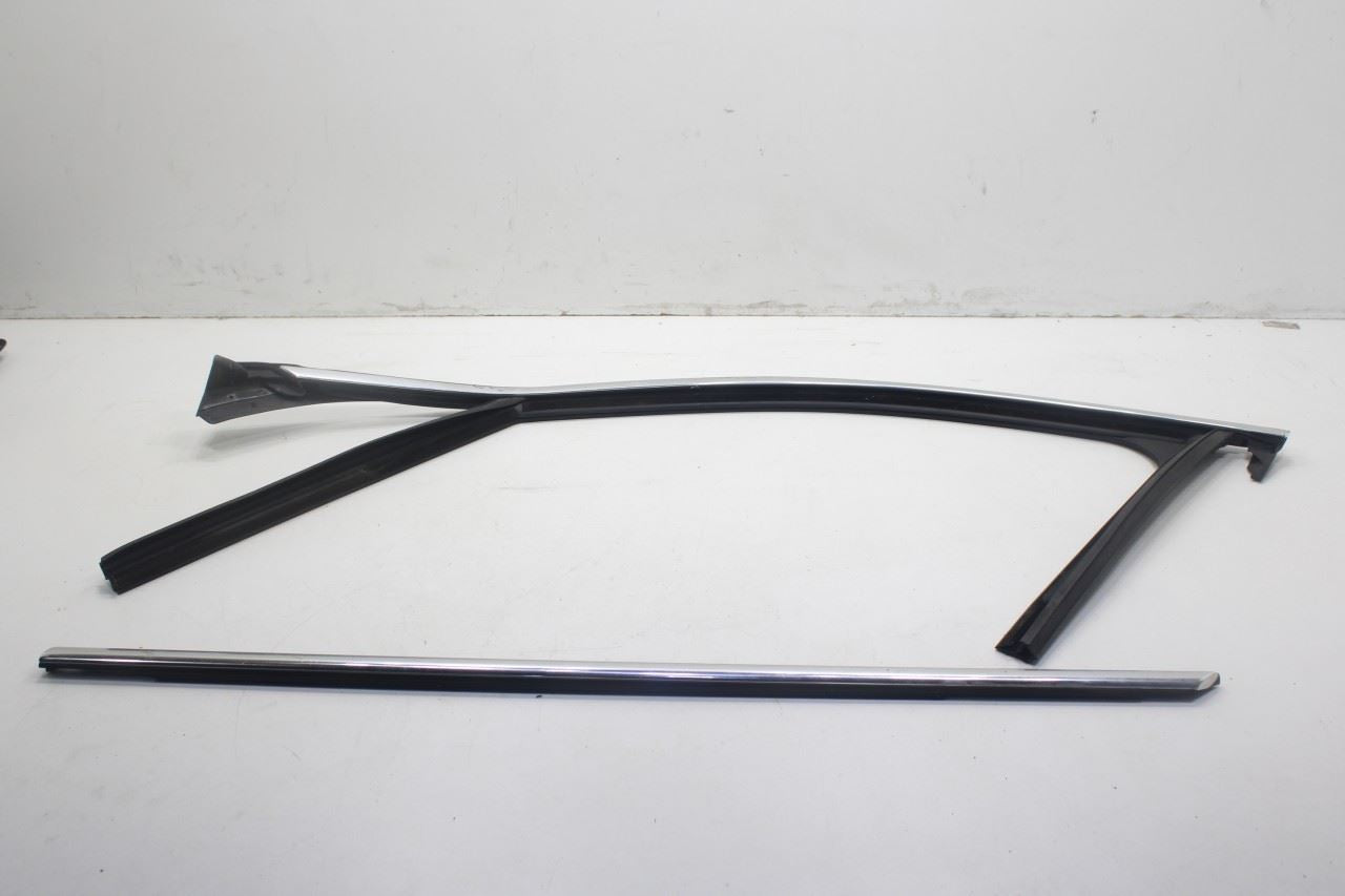 17-20 Alfa Romeo Giulia Ti FR LH Upper Door Window Weatherstrip w/ Belt Molding - Alshned Auto Parts