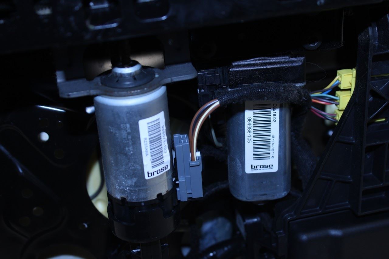 2013-15 Mercedes-Benz ML350 3.5L Front Seat Passenger Right Side Complete *ReaD* - Alshned Auto Parts