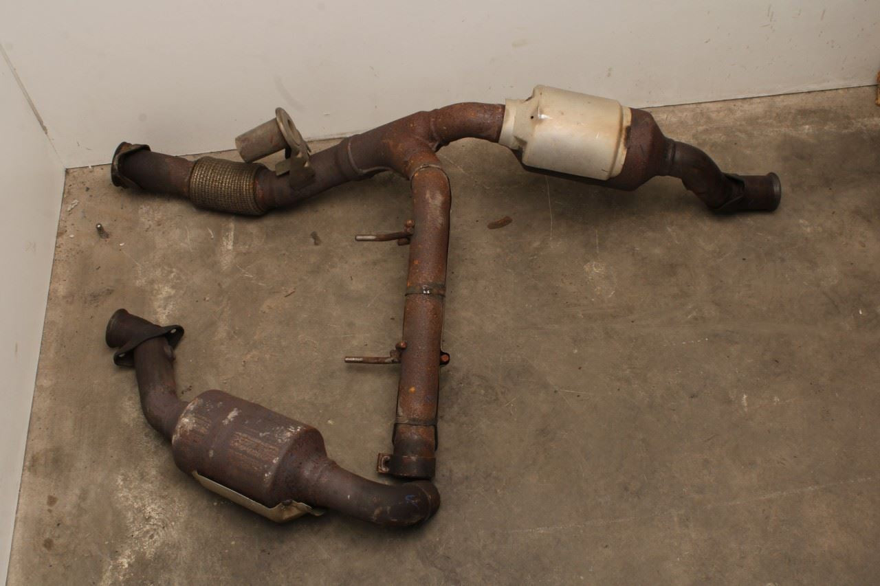 2018-2021 Ford Expedition Limited 3.5L Left and Right Side Exhaust System Pipe - Alshned Auto Parts