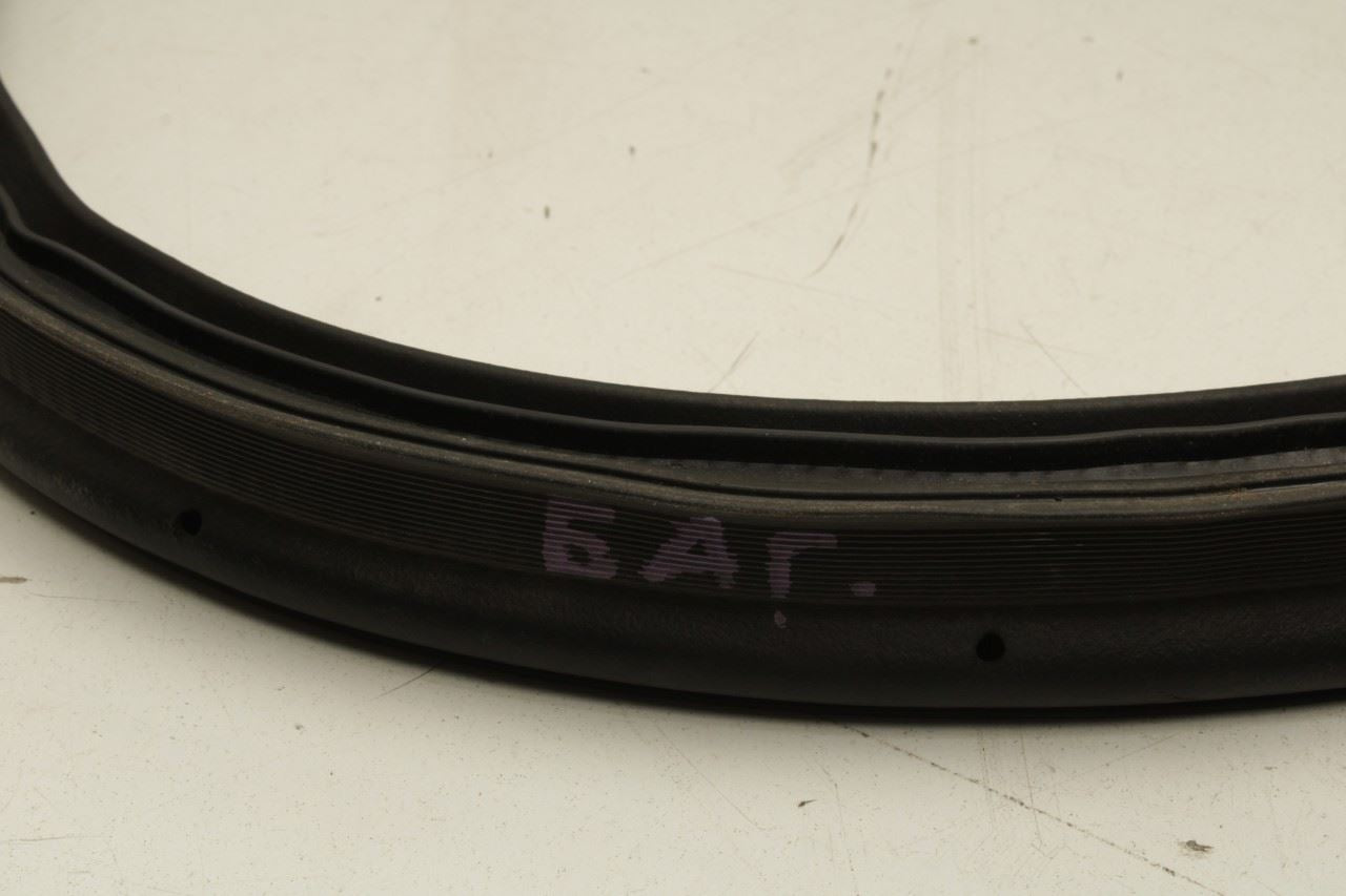 2023-25 Kia Sportage Hybrid EX Liftgate Back Door Weatherstrip Seal 81761-P1200 - Alshned Auto Parts