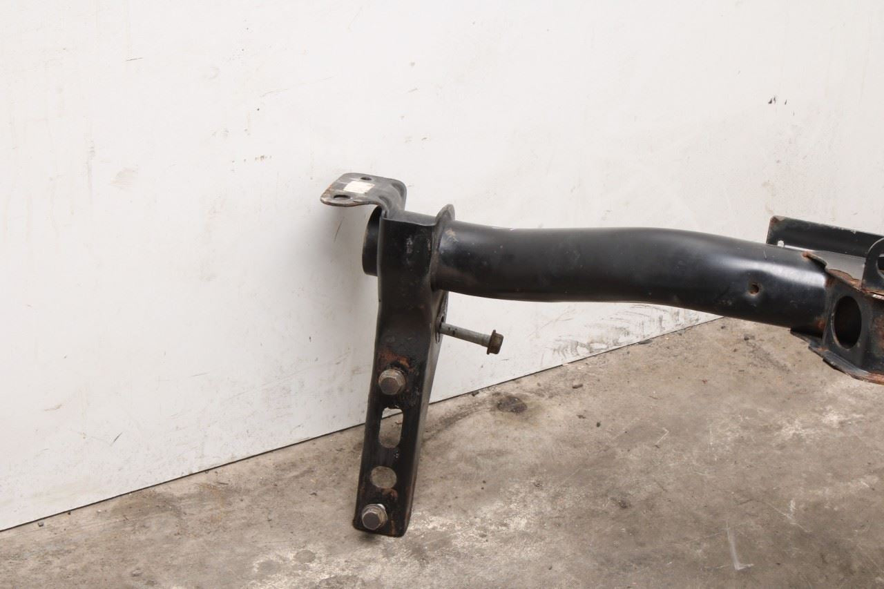 2019-2025 Chevrolet Silverado LT-L Rear Trailer Tow Hitch Bar 87830271 OEM - Alshned Auto Parts