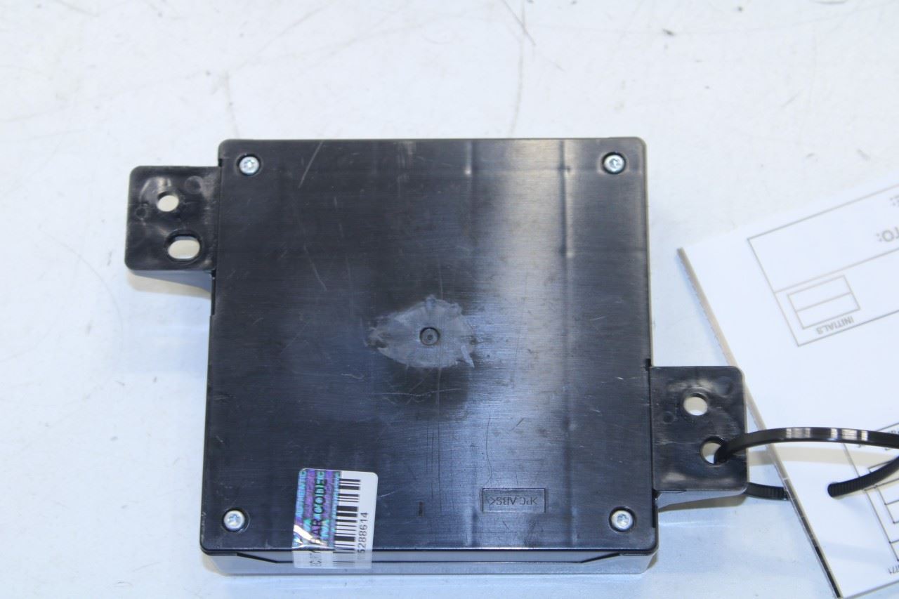 2011-2014 Dodge Challenger SXT Theft-Locking Keyless Entry Module 68065943AF OEM - Alshned Auto Parts