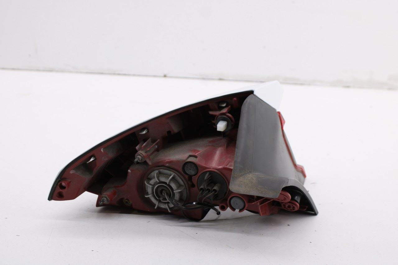 18-21 KIA Stinger GT2 AWD Rear Right Passenger Side Tail Light Lamp 92402-J5120 - Alshned Auto Parts