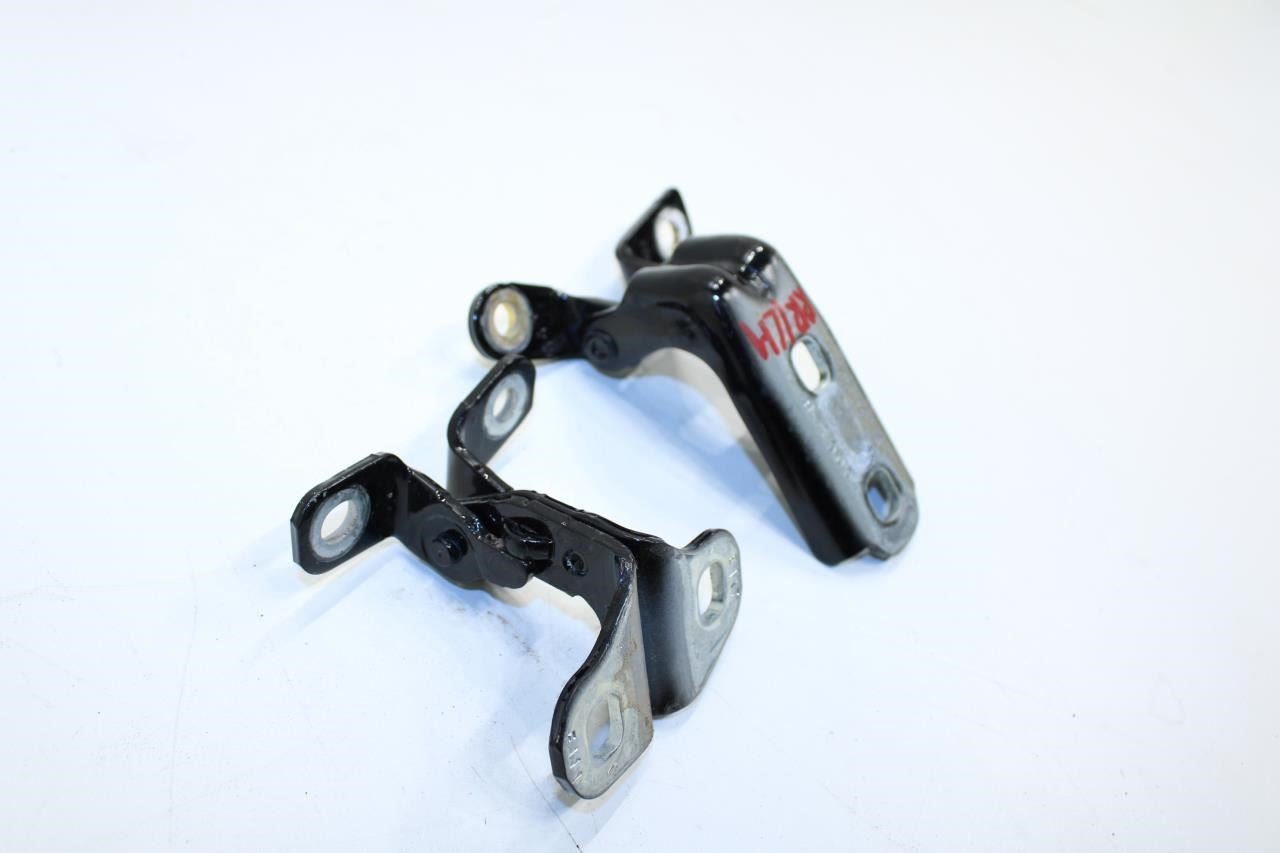 2018-2024 GMC Terrain Denali Rear Left Door Hinge Upper and Lower 13590931 OEM - Alshned Auto Parts