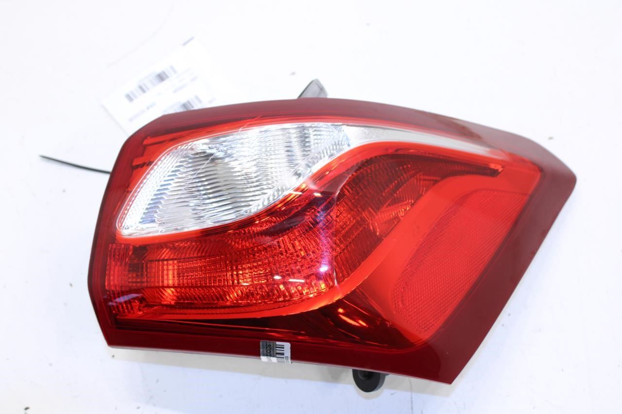 2018-2021 Chevrolet Equinox LT Rear Right Side Tail Light Lamp 84769836 OEM - Alshned Auto Parts