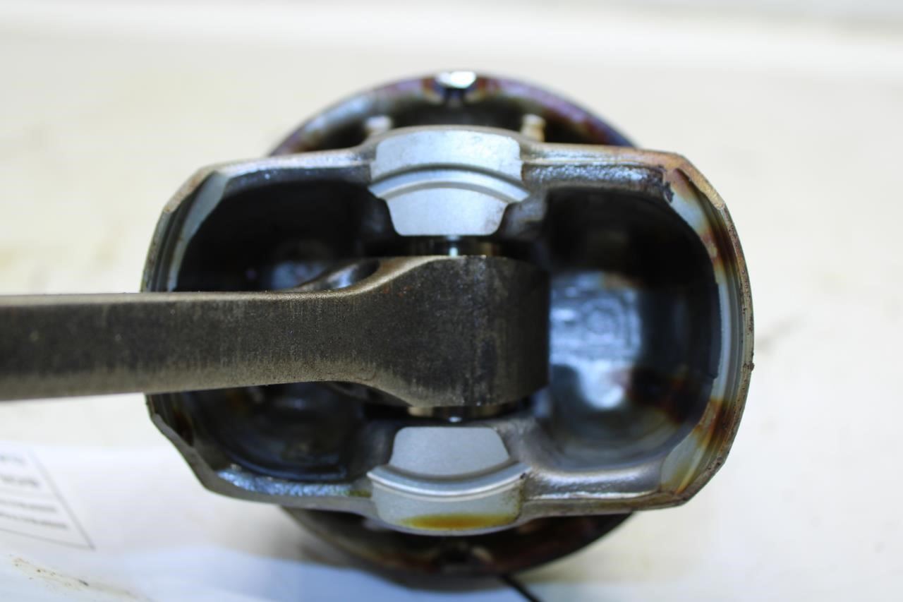 19-20 Hyundai Santa Fe 2.4L Engine Piston w/ Connecting Rod No1 23510-2GGC0 OEM - Alshned Auto Parts
